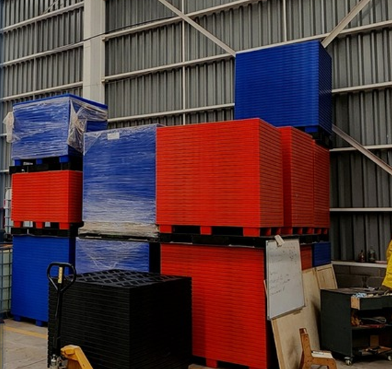 pallets plásticos